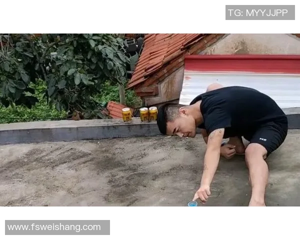 足球明星解压时刻：释放压力的完美瞬间，看看他们如何轻松面对挑战