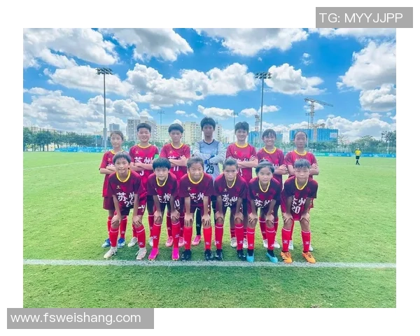 全球女足巨星闪耀赛场 展现力量与荣耀 引领足球新时代 全球女足巨星闪耀赛场 展现力量与荣耀 引领足球新时代